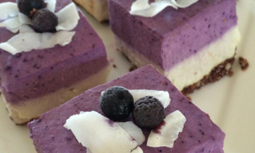 Raw Vanilla & Blueberry Cheesecake